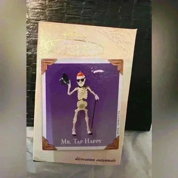 HALLMARK Keepsake 2003 Halloween Ornament 'MR. TAP HAPPY' Dancing Skeleton - Picture 3 of 6